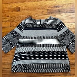 Vintage black and white top